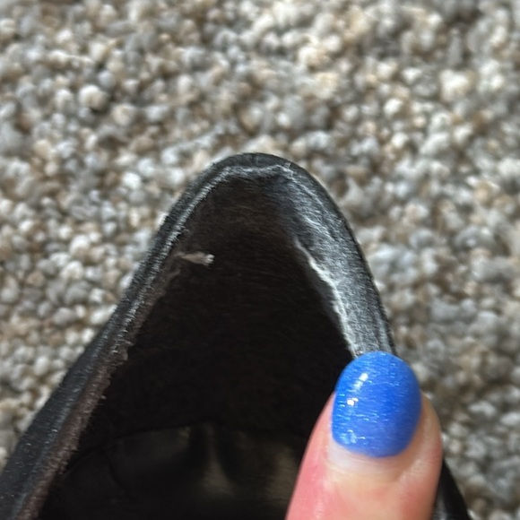 Stuart Whitman “Daydream” Black Suede Kitten Heel Pumps - Picture 10 of 11